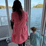 Hausboot Kitilou بوتيل