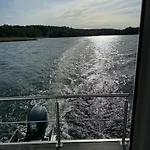 Hausboot Kitilou Flessenow